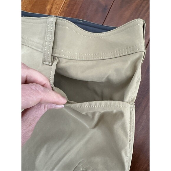 Eddie Bauer Pants Mens T44x34 Beige Cargo First Ascent Zip Pockets Stretch Nylon - Picture 9 of 15